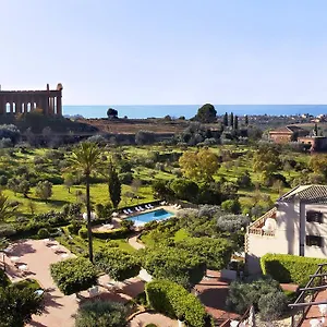 5* Hotel Athena