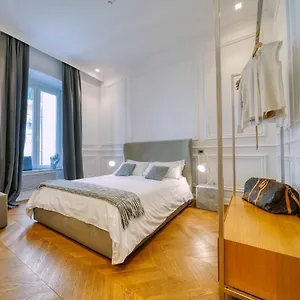 via-chiodo-luxury-rooms.hotelitalianriviera.com/